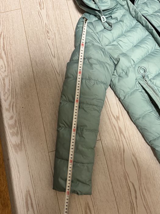 Куртка жіноча в ідеальному стані