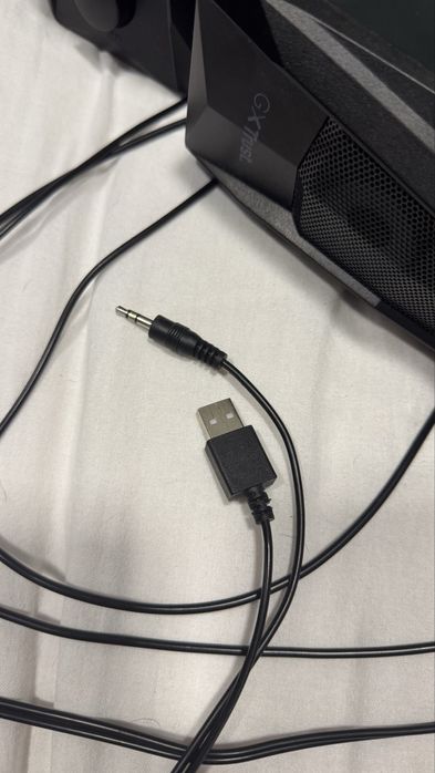 Vendo colunas para computador rgb