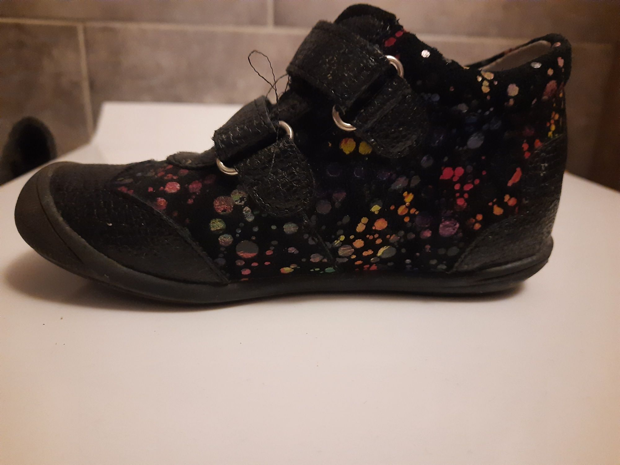 Adidasy, buty dziecięce " Kornecki"