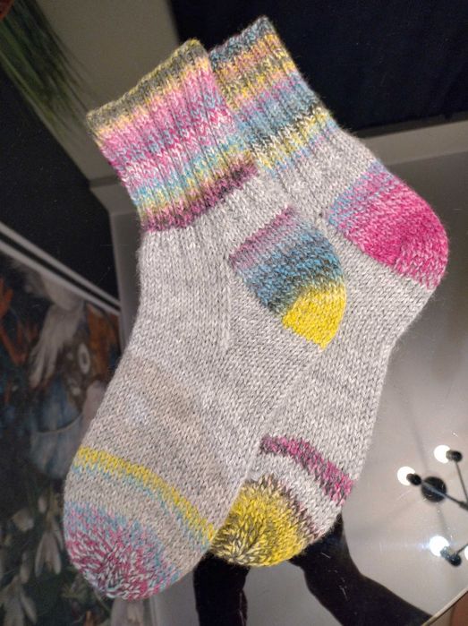 Skarpety robione ręcznie na drutach
