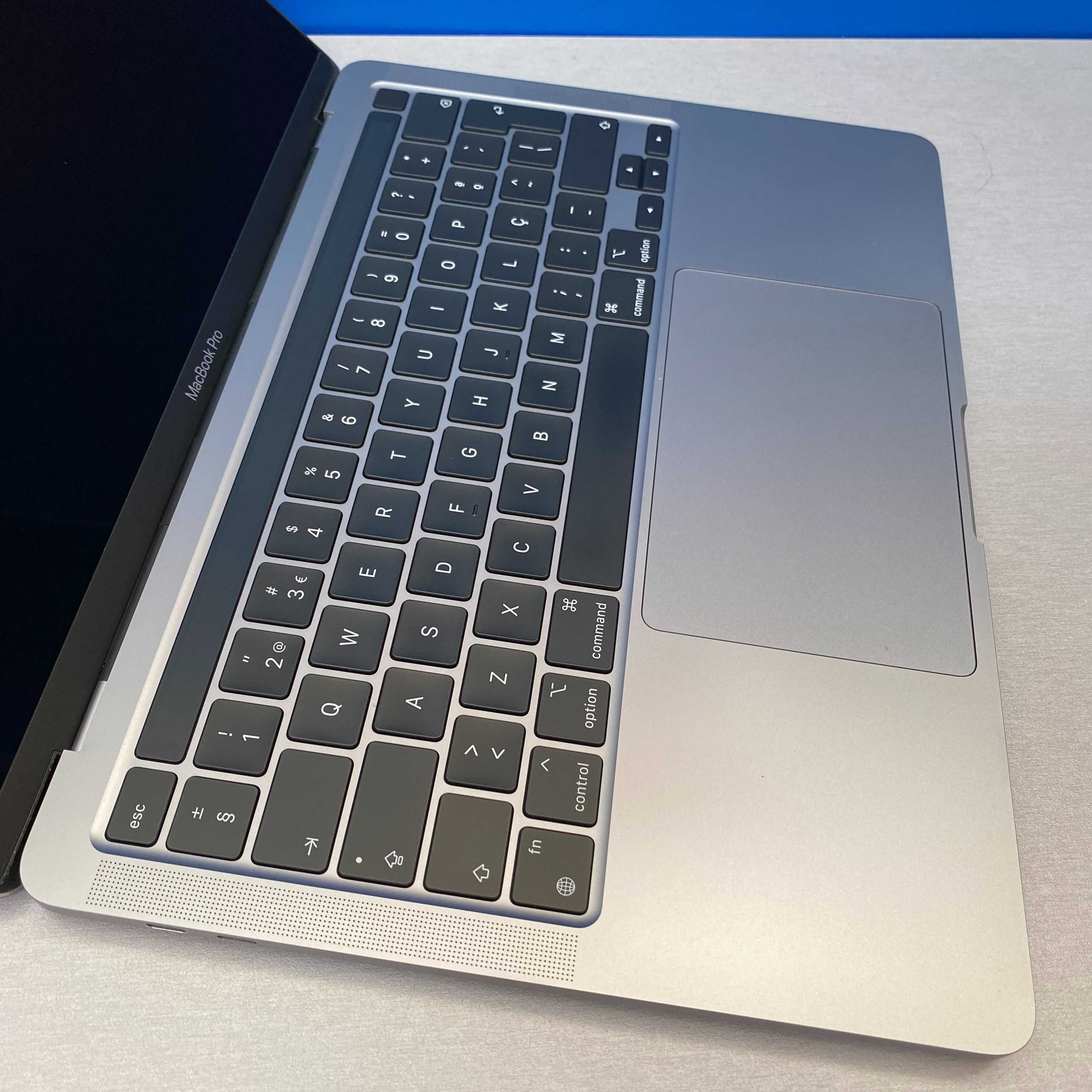 Apple MacBook Pro 13" (2020) - M1 8-Cores/8GB/512GB SSD