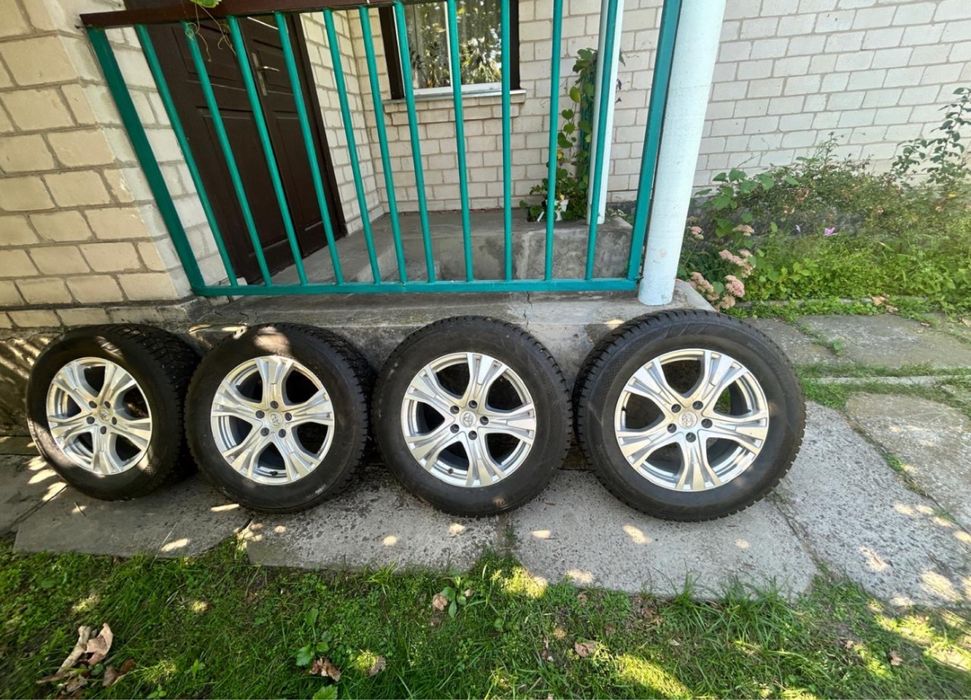 Диски R17 разом з зимовою резиною