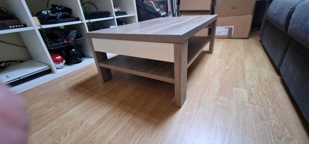 Mesa de centro pequena