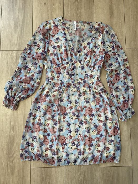 Гарне фірмове шифонове жіноче плаття