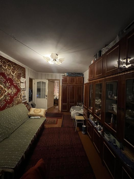 Продаж 2 кімнатної квартири на Львівський.