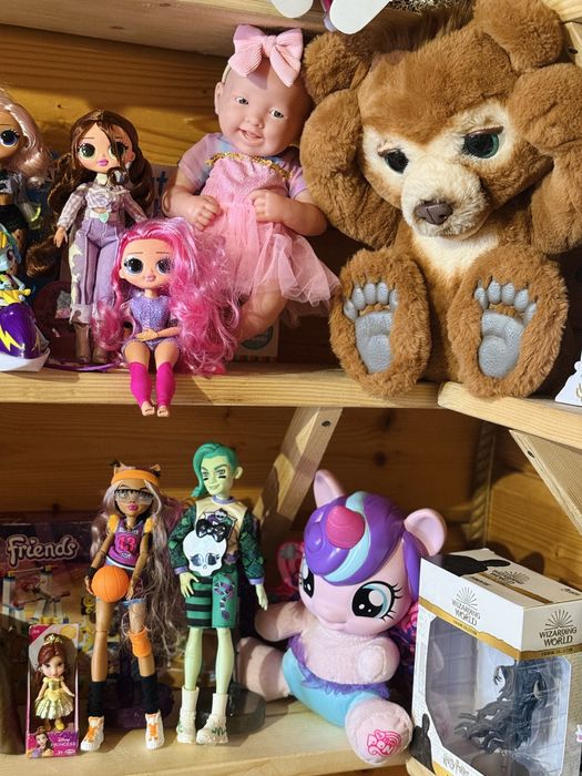 Іграшки з Європи Каббі LEGO Патруль Свинка Пепа LOL Monster Rainbow