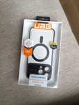 uag iphone 15 pro max monarch pro etui