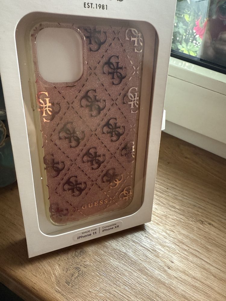 Oryginalne etui Guess Iphone XR//11