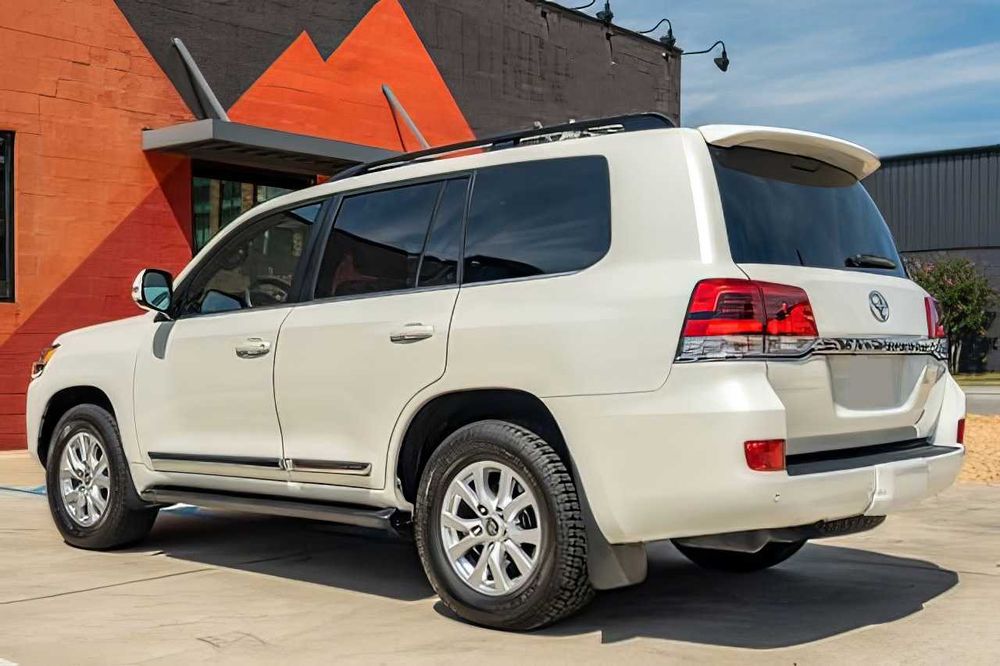 Toyota Land Cruiser      2019