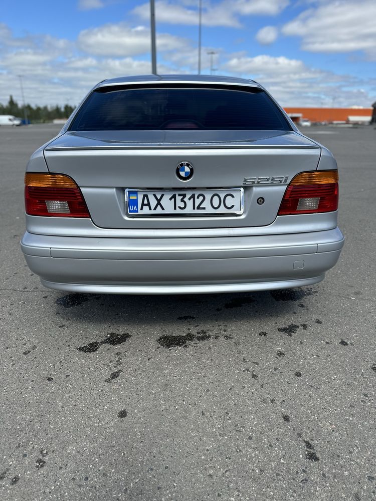 Bmw e39 525i m54b25 идеал