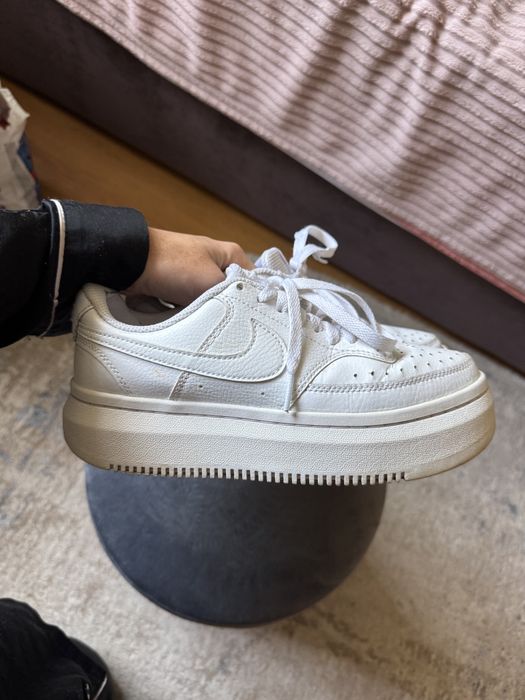 Кеди білі Nike w 1 court vision alta ltr