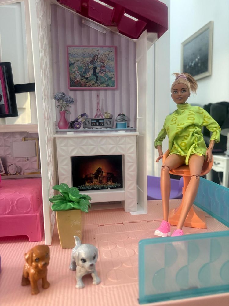 Domek Barbie z basenem, zjeżdżalnią i windą - bardzo dobry stan - Kiel