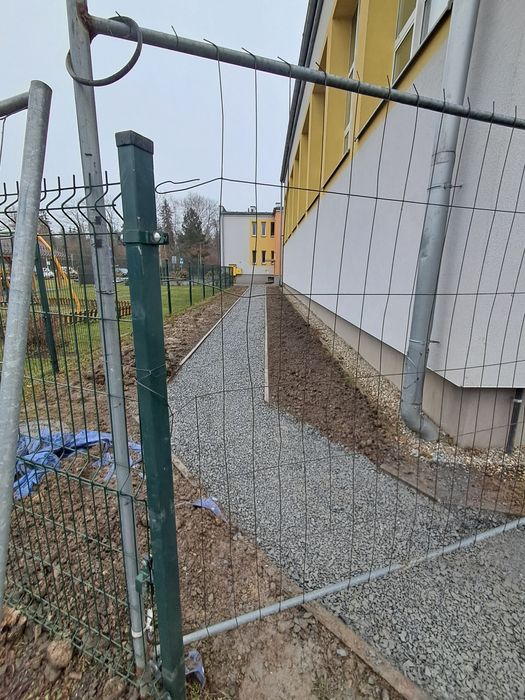 Usługi minikoparką