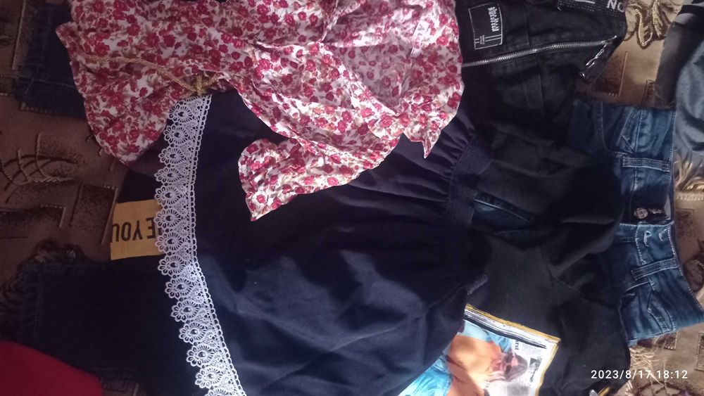 Одяг для дівчинки