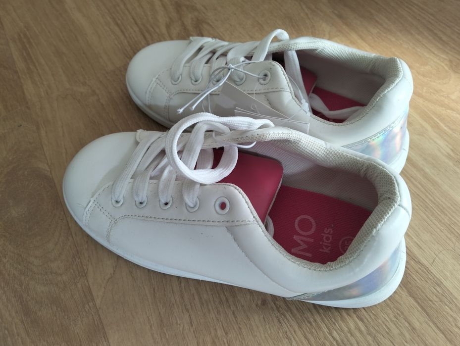 Sapatilhas criança, tamanho 35