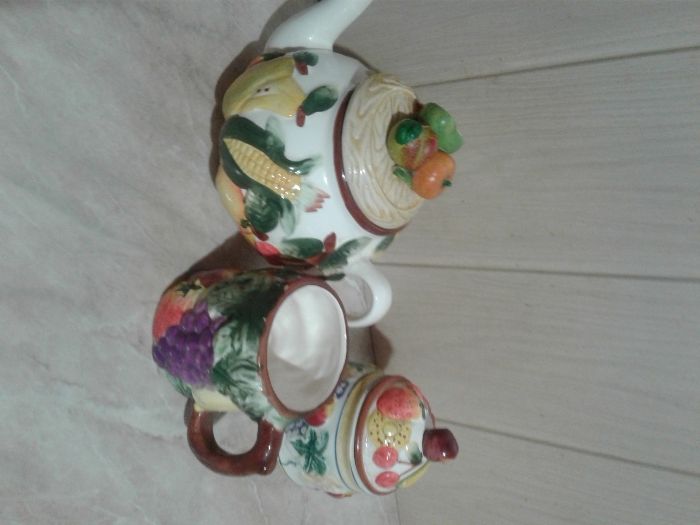 Комплект посуду для чаювання