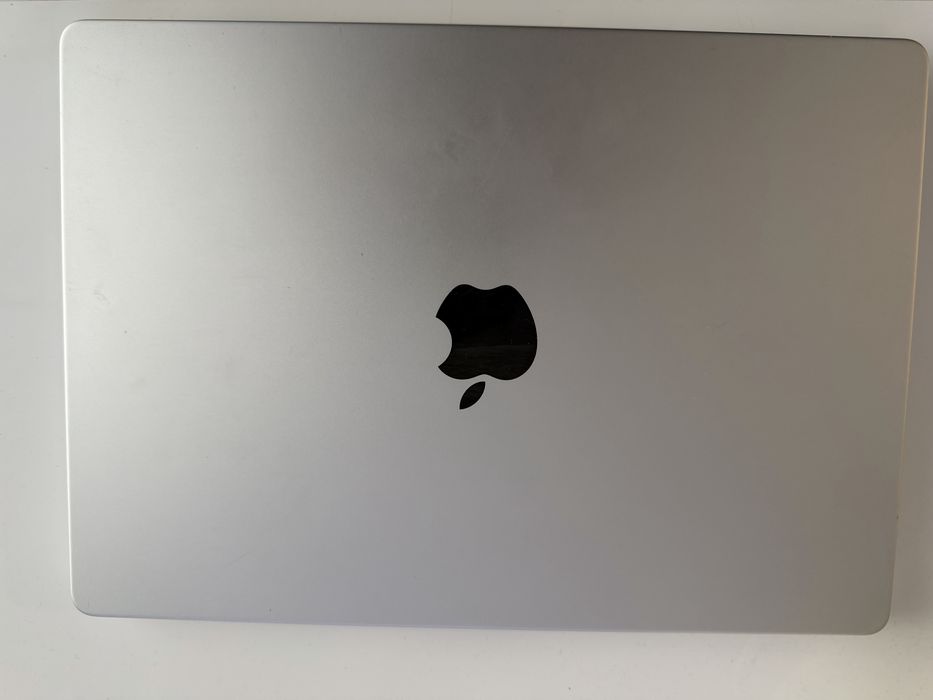 Laptop MacBook pro M3 16gb 1 TB