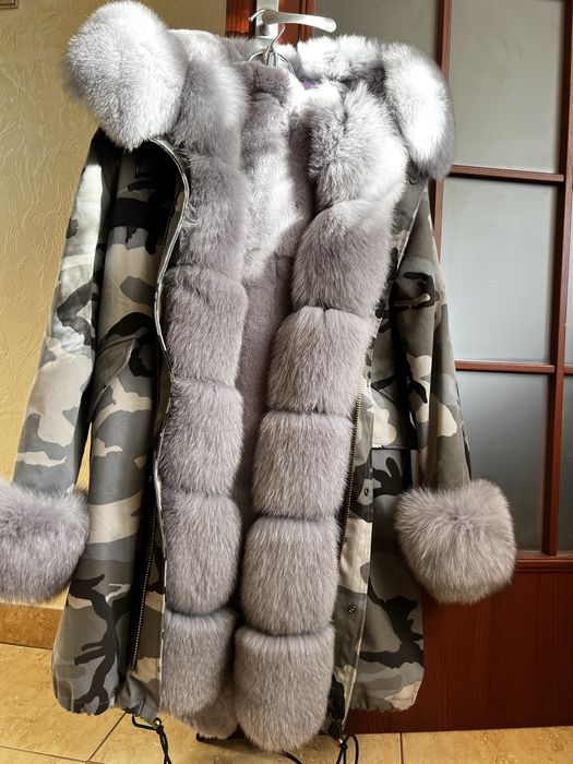 Парка з натуральним хутром