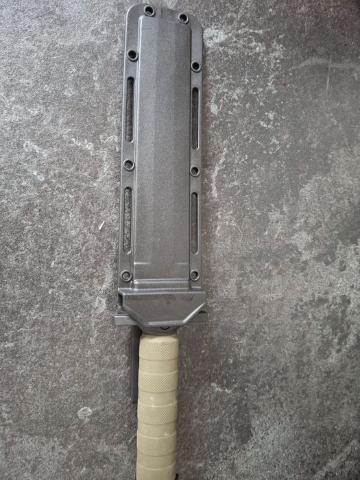 Nóż taktyczny,  survivalowy 34,5 cm Nowy