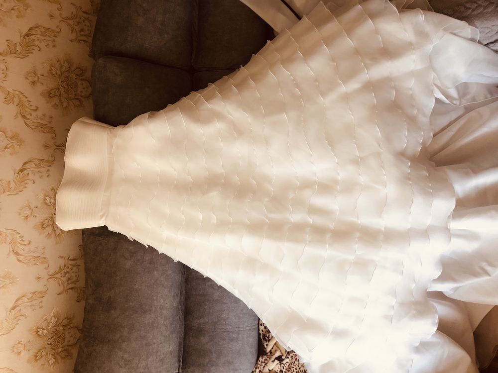 Vestido de noiva, veste 36, muito confortavel exelente qualidade,