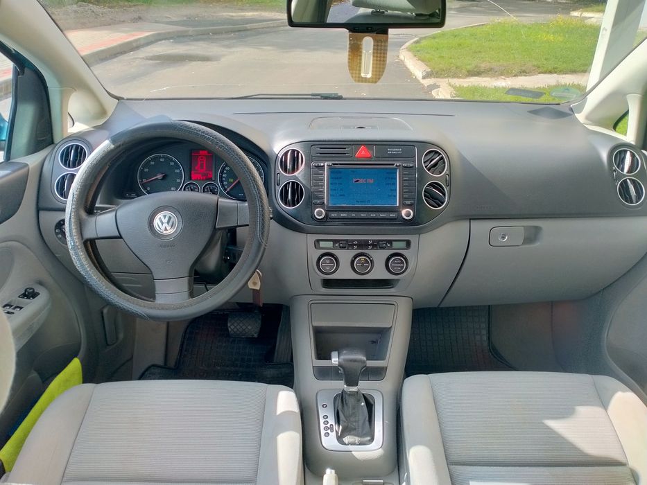 Продам Volkswagen Golf Plus 2005, 1.6 АКПП