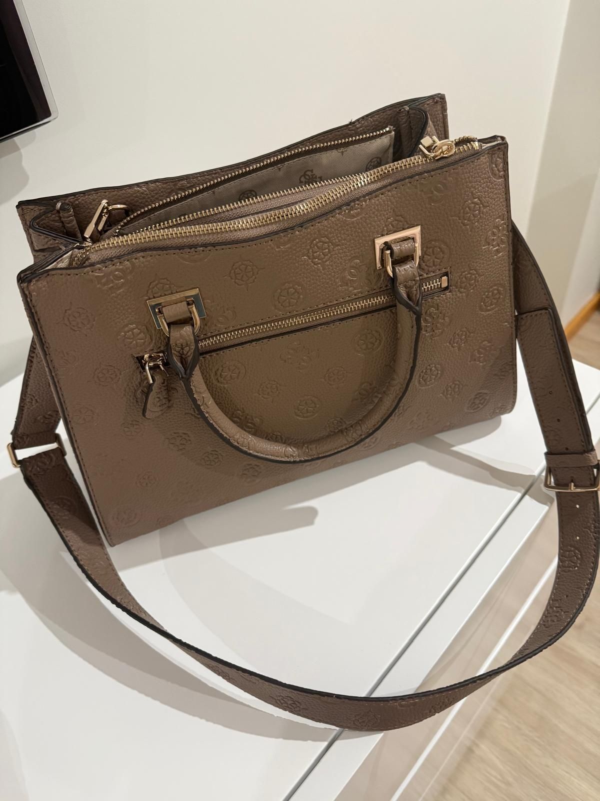 Mala Guess Nova sem etiqueta