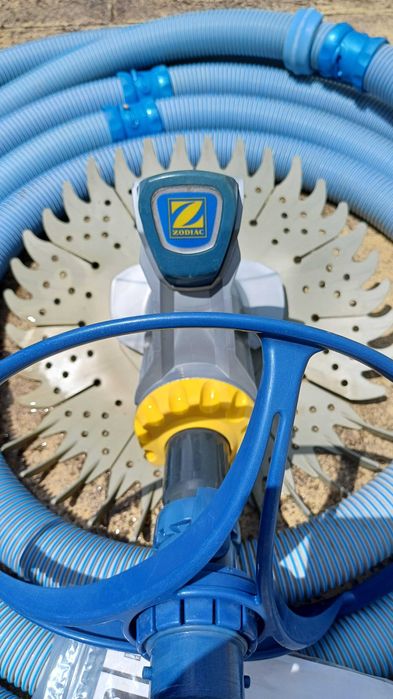Zodiac - Aspirador hidráulico para piscinas