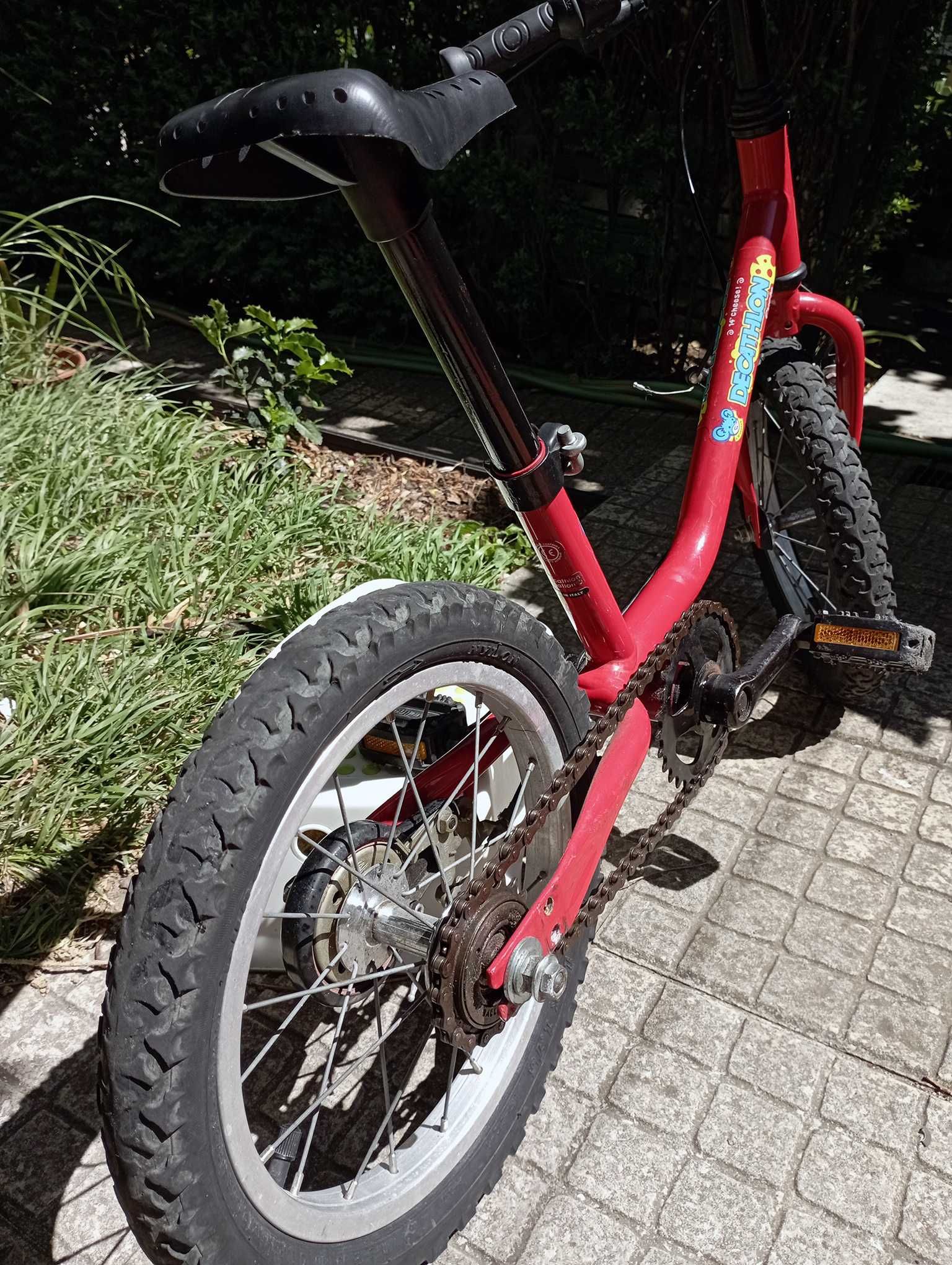 Bicicleta de Criança Vermelha