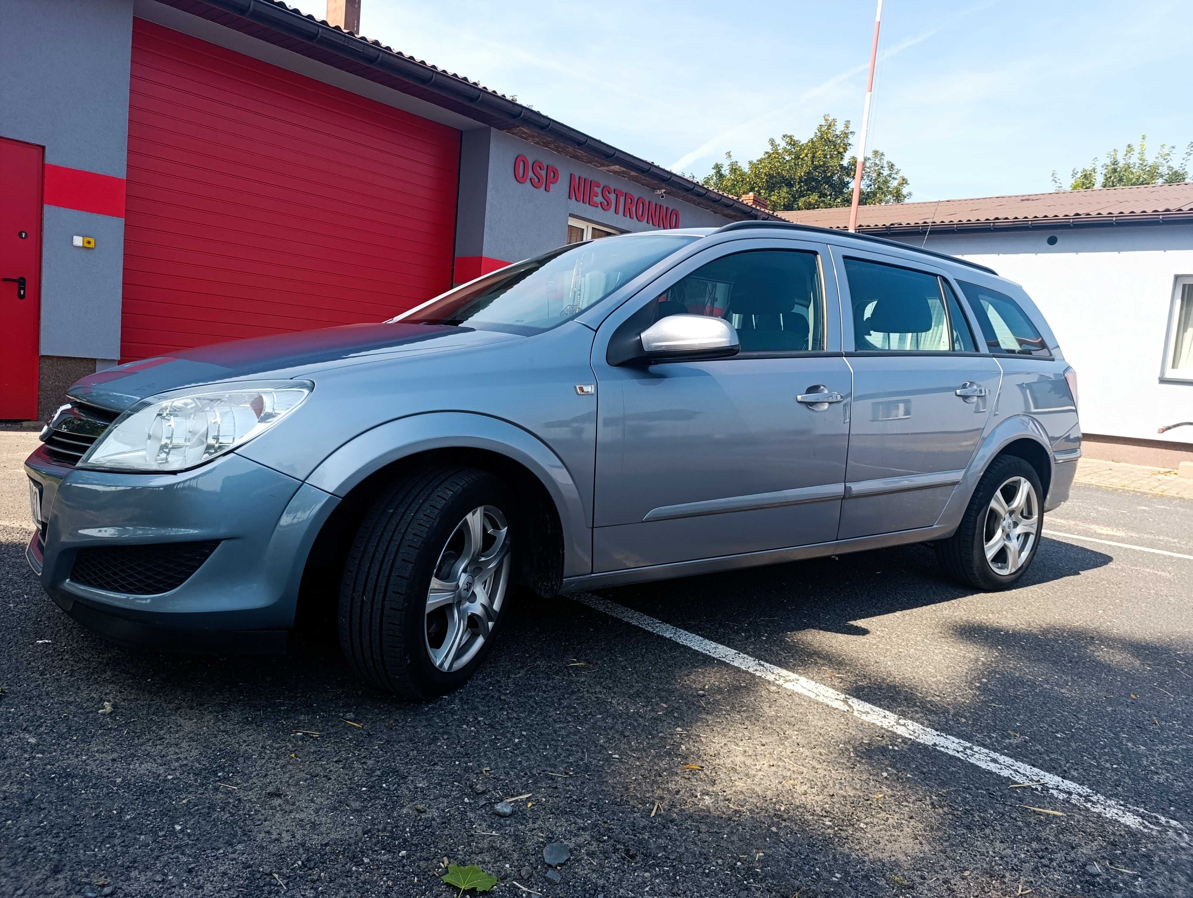 Sprzedam autko Astra H