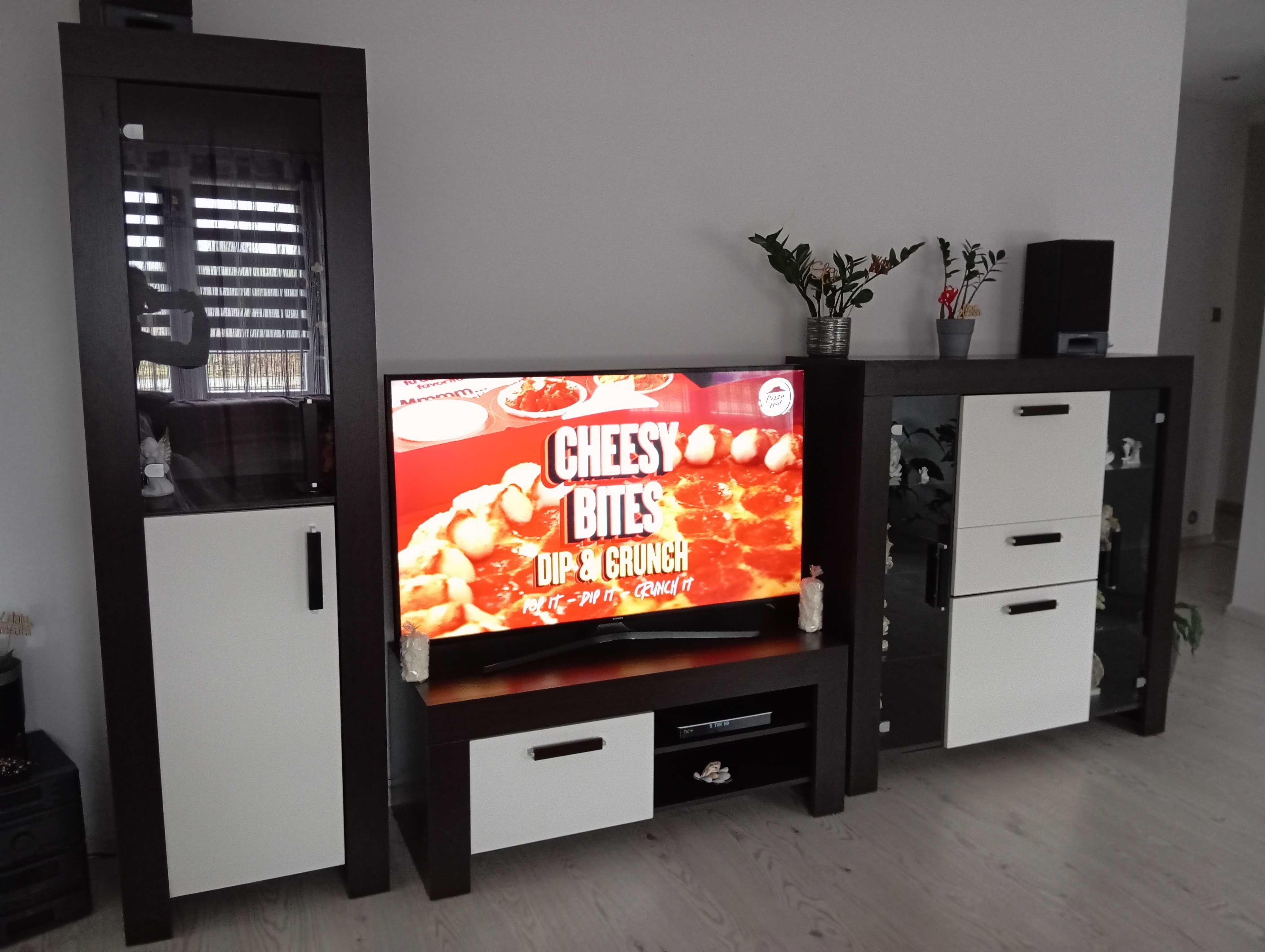 Komplet mebli do pokoju