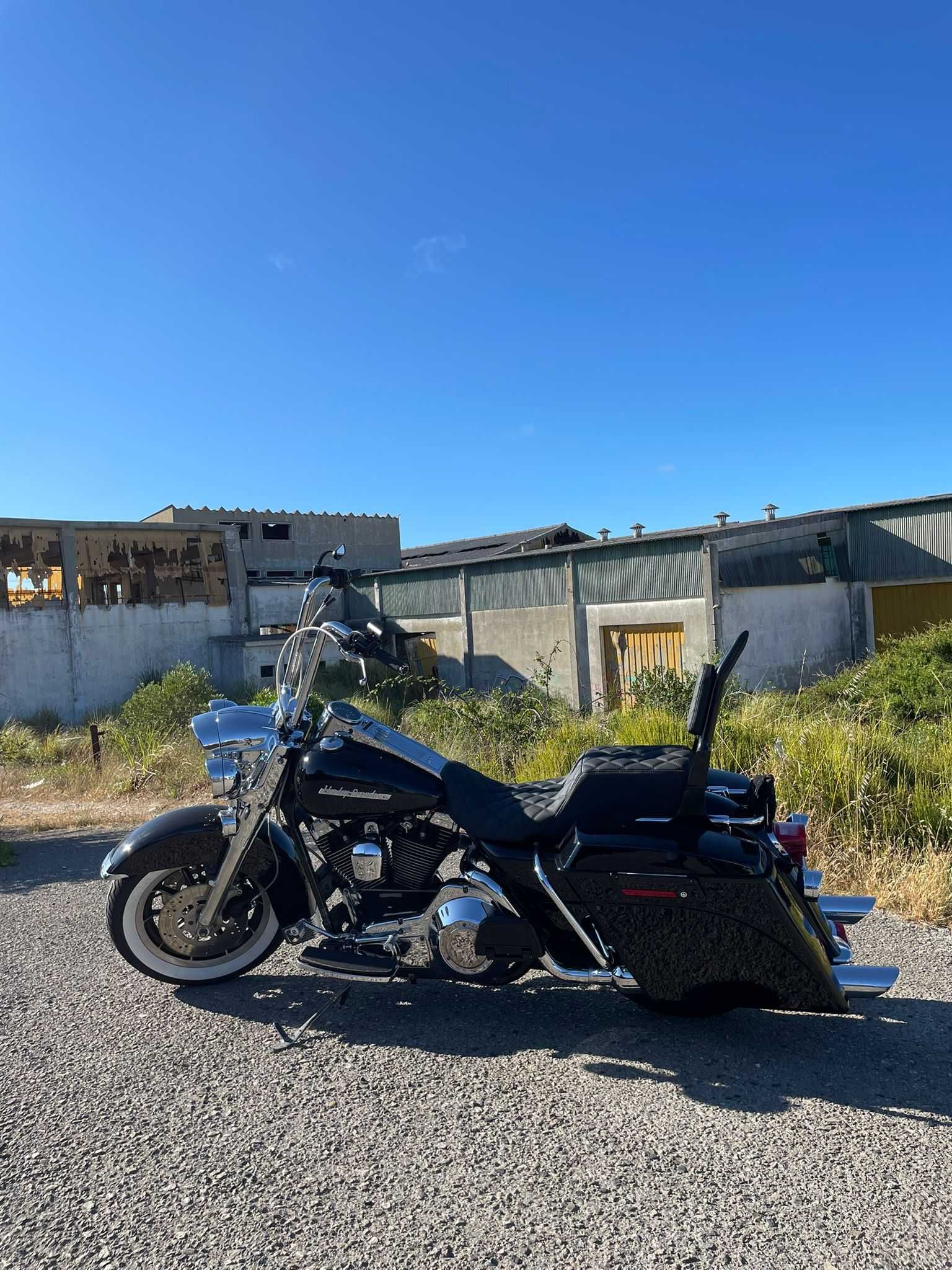Harley Davidson Road King Chicano Style