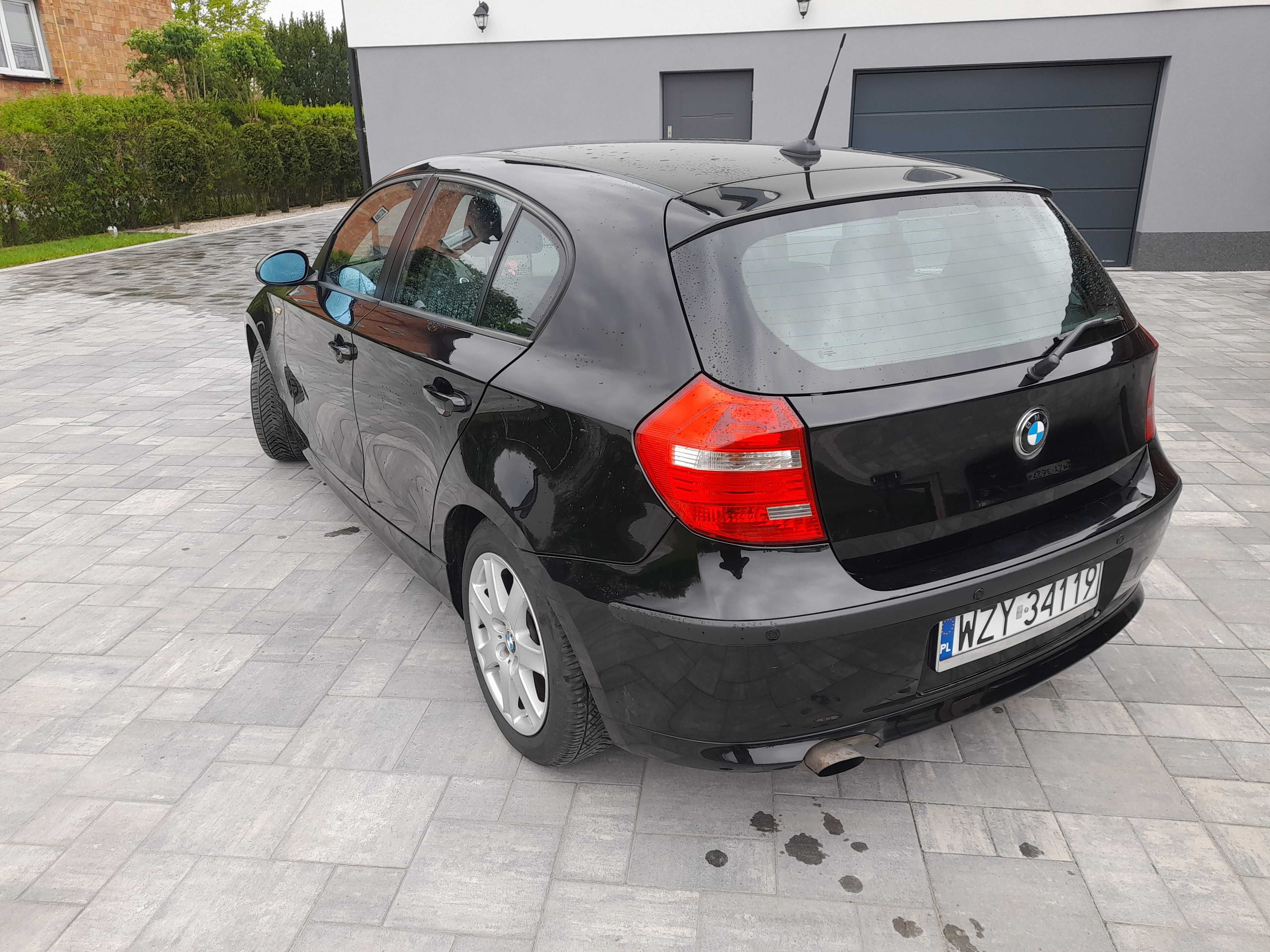 BMW 116i      BMW Seria 1