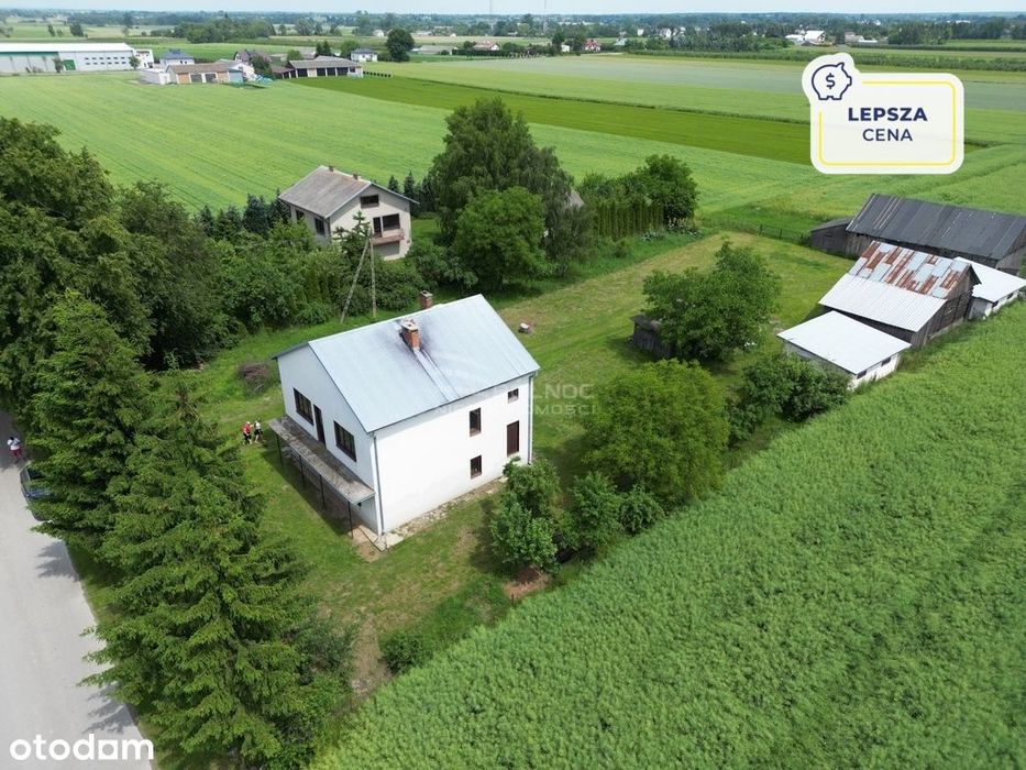 Duży dom z garażami na działce w Wohyniu!