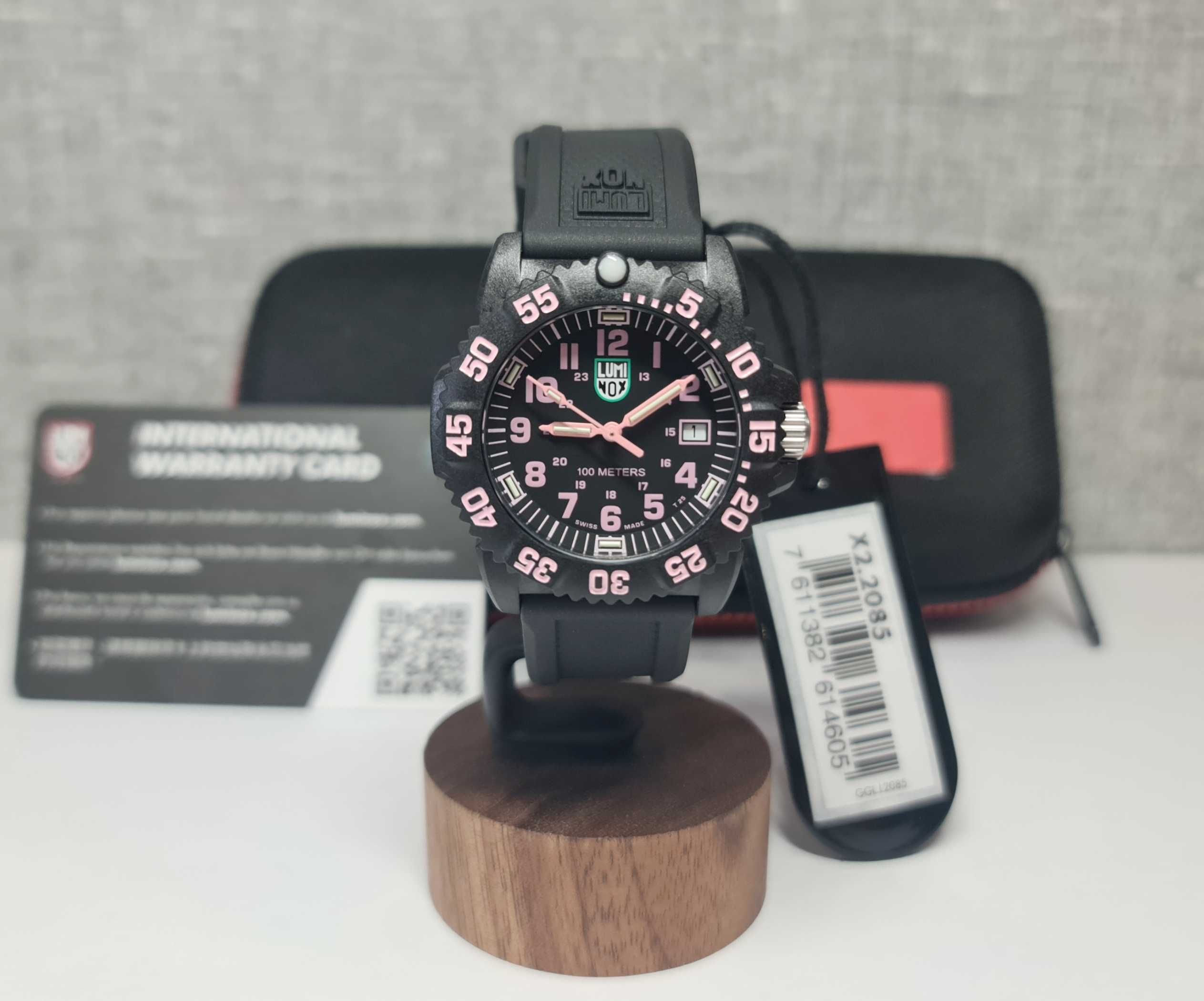 Жіночий годинник Luminox Sea Lion CARBONOX X2.2085 Tritium 100m нові