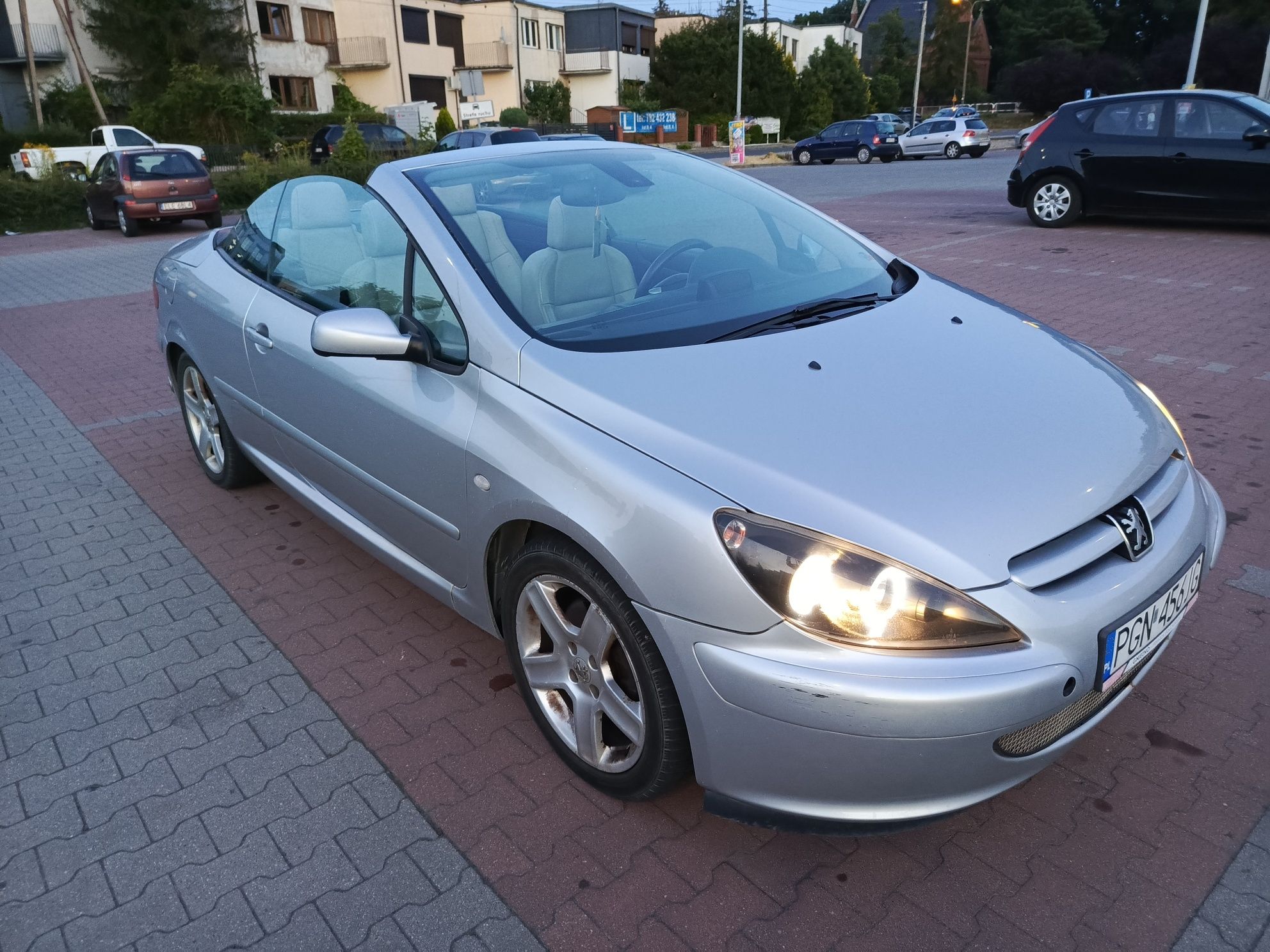 Peugeot 307 CC  2.0 B+ Gaz 2004r