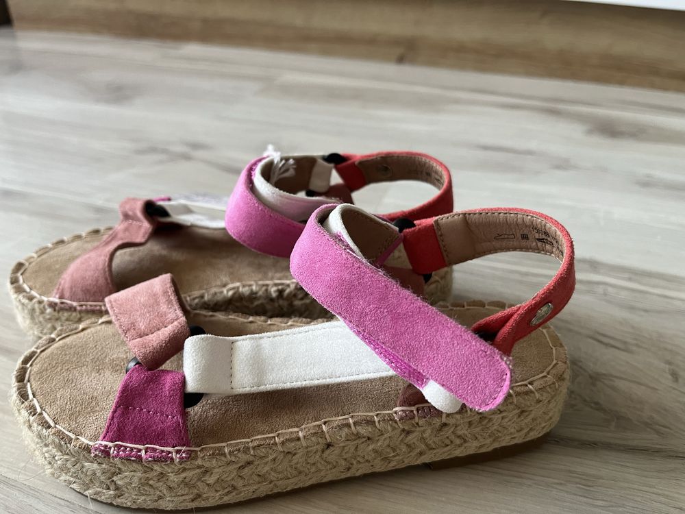 Dziewczęce sandały , espadryle vegan XTI 32