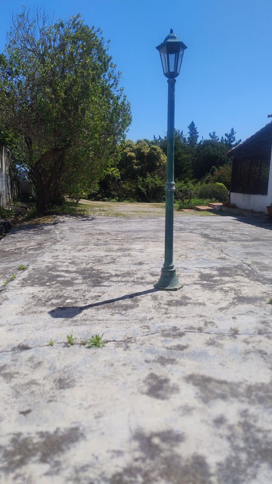 Par de candeeiros de rua