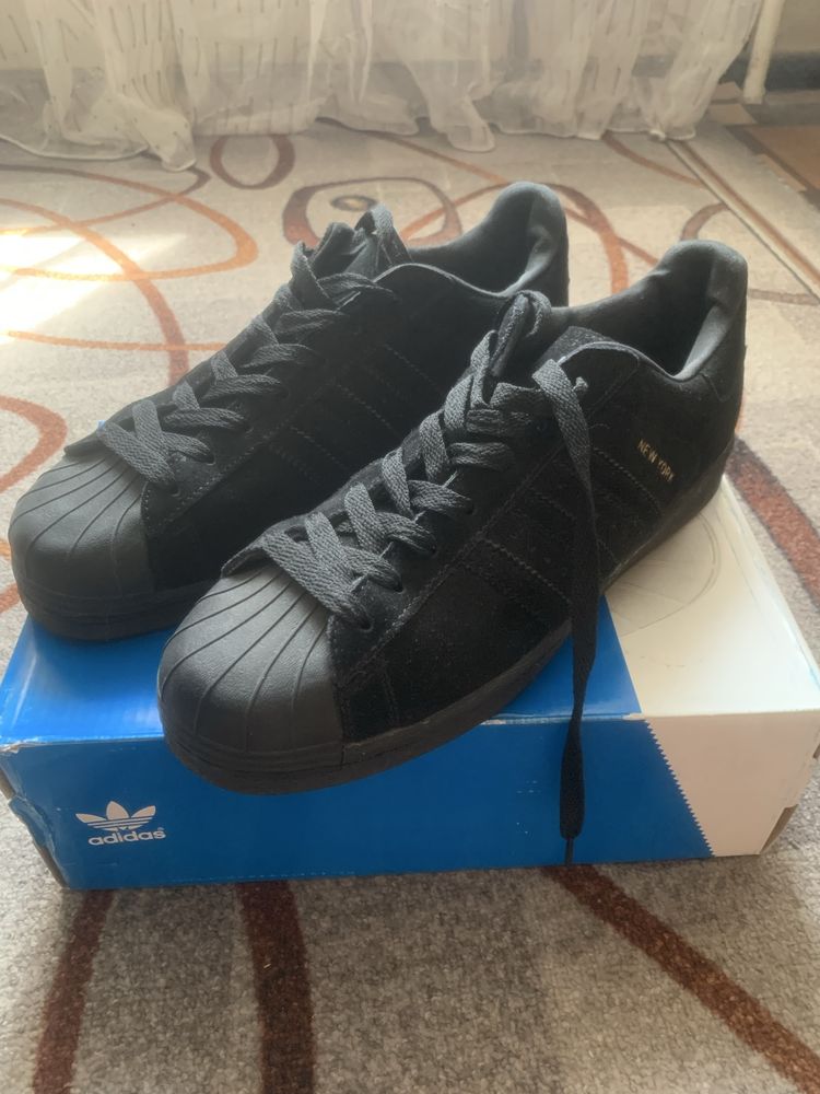 Коосовки  Adidas Surerstar