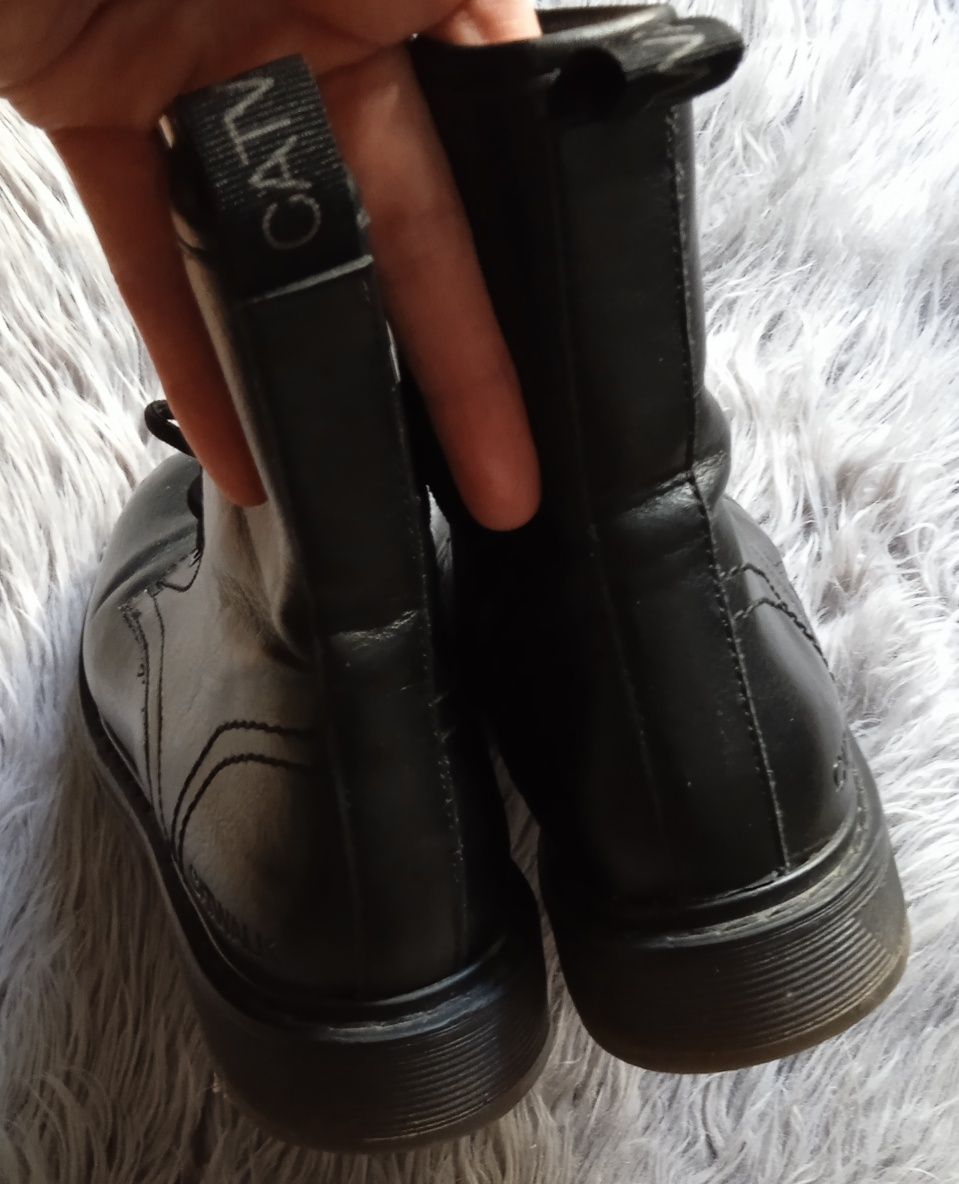 Buty trzewiki glany CATWALK czarne rozm.36