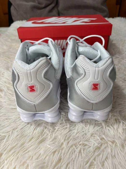 "koszykówki" Nike_Shox_TL_White_R.41