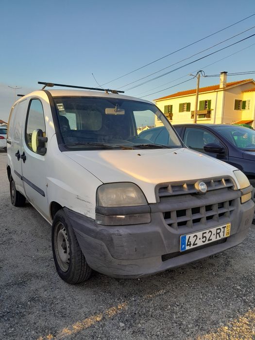 Avariado Fiat doblo