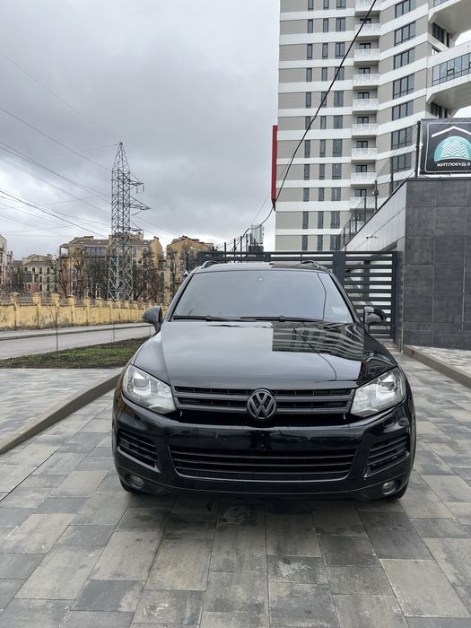 Volkswagen Touareg  2012 Official