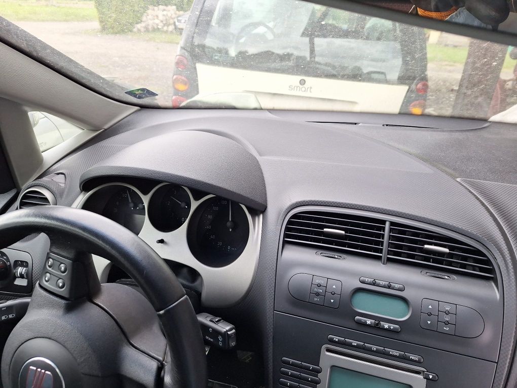 deska rozdzielcza seat altea