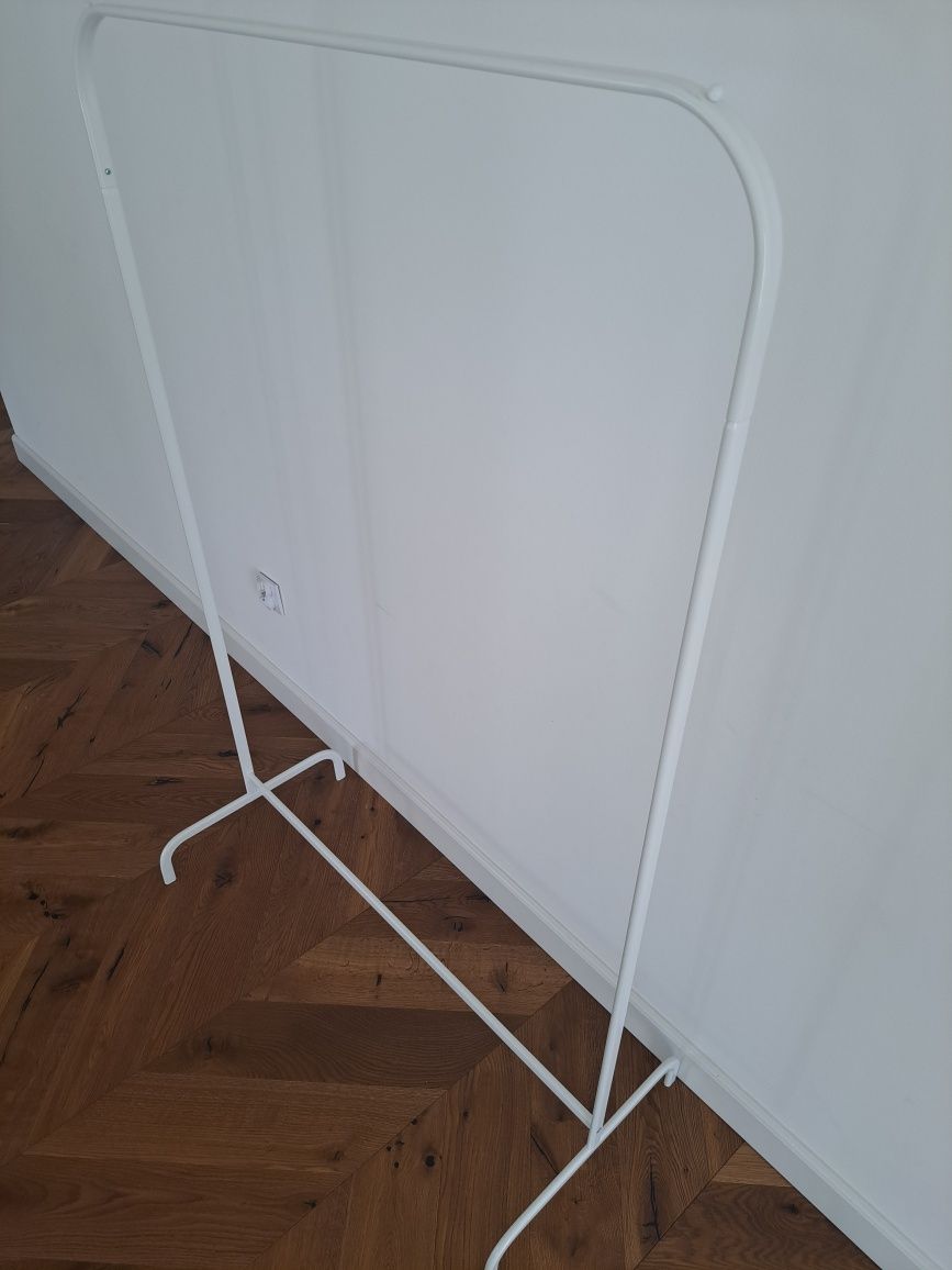 Wieszak na ubrania Ikea Mulig 4 sztuki.