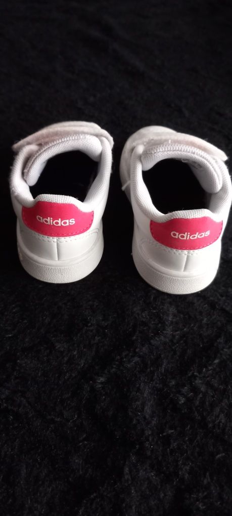 Sapatilhas Adidas Originais Tam 22  ( Portes Incluídos)