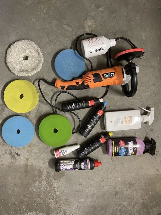 Maszyna polerska polerka + 5 padów, 4 pasty polerskie, kosmetyki 2400W