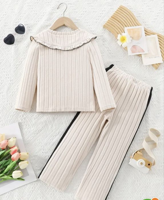 Костюм для дівчинки 8 років