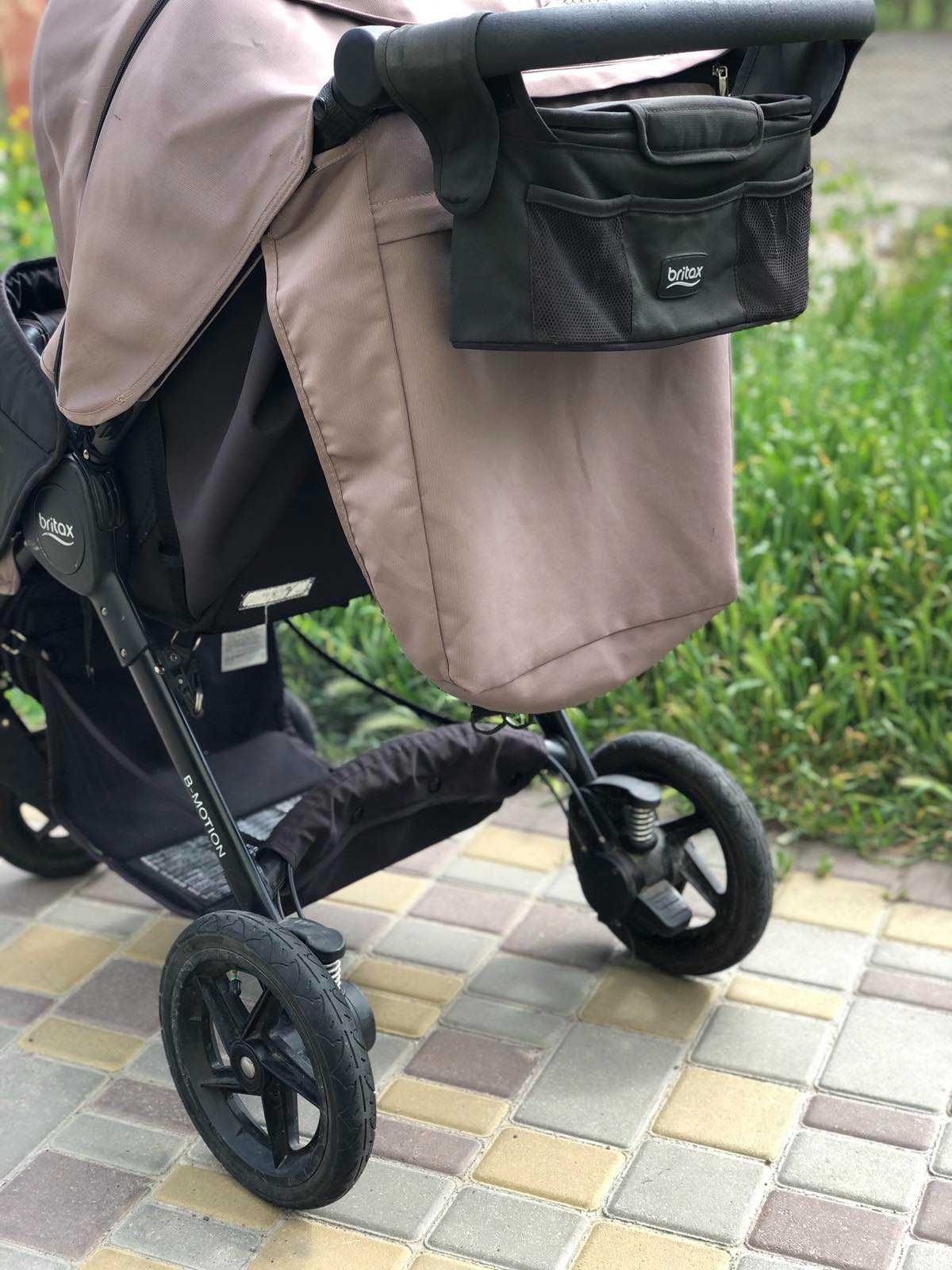 прогулочная коляска Britax Romer B-Motion 4 + сумка і дощовик