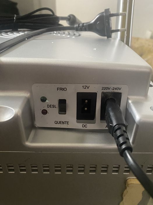 Mini Frigorifico com adaptador isqueiro