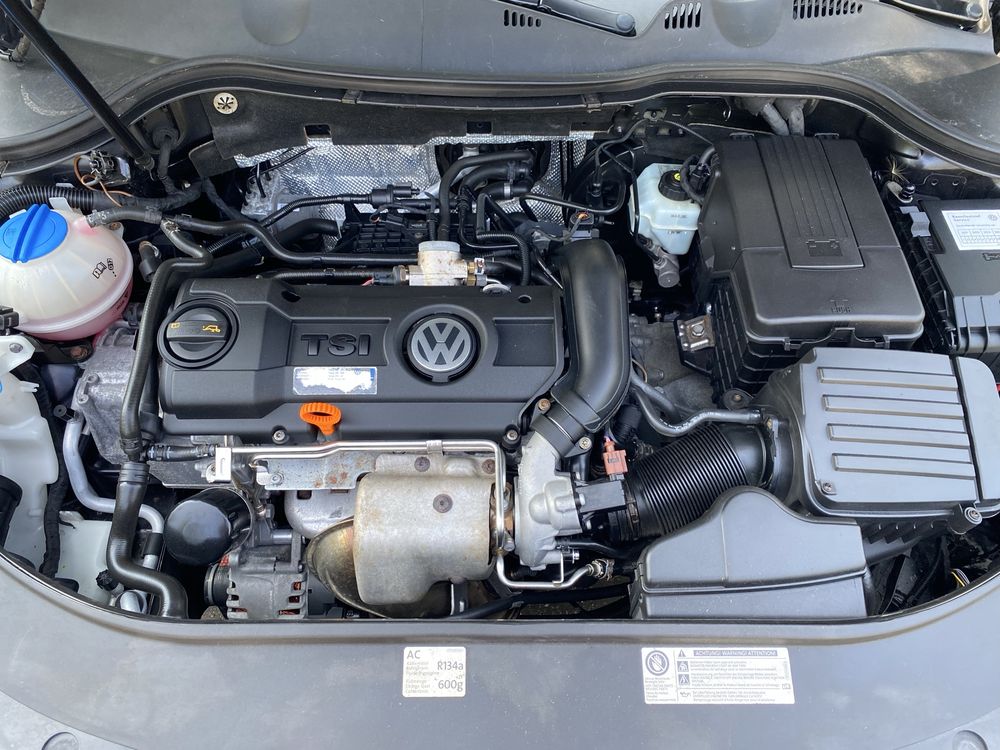 Volkswagen Passat B7 2011, 1.4 TSI 90 кВт 122 к.с.